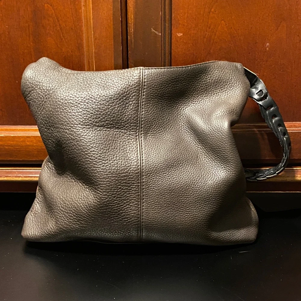 Elegant Brown Leather Shoulder Bag